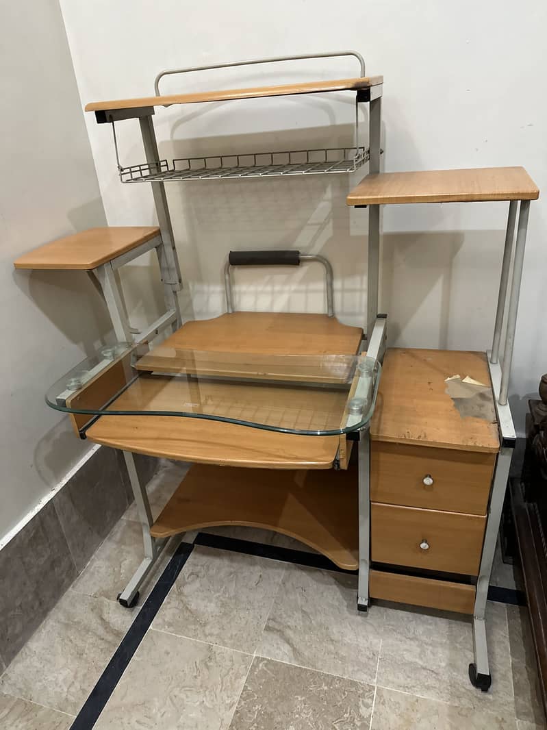 Imported Computer Table 0