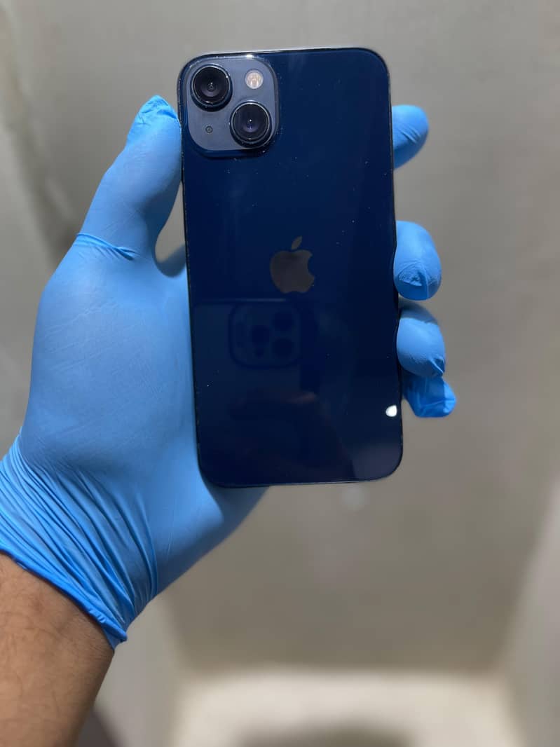 Apple iPhone 13 1