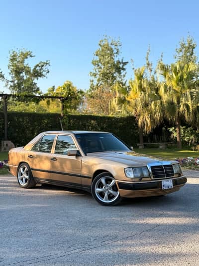 Mercedes W124 300E - Pristine Condition w Original M103 Engine & Docs