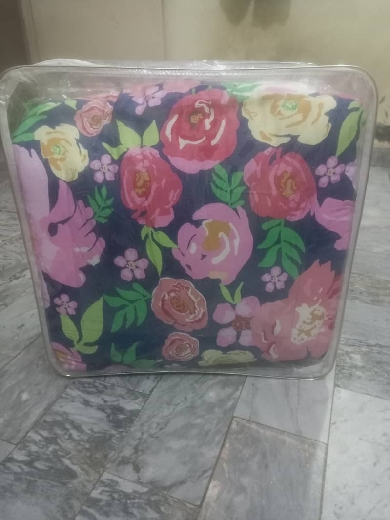 Only comforter 1
