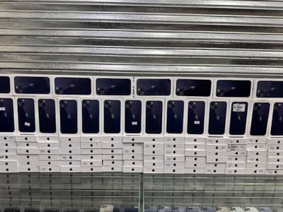 Apple iPhone 13 JV box pack