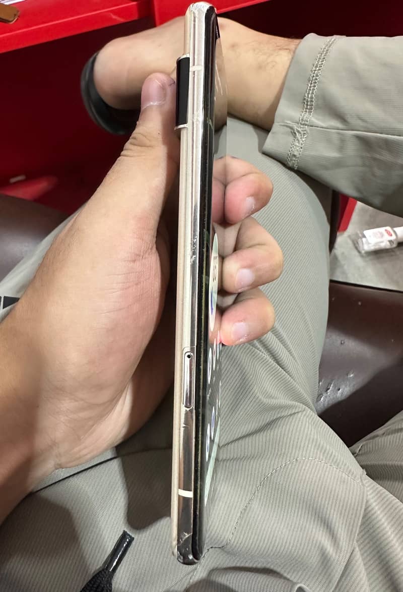 Google Pixel 6 Pro 2