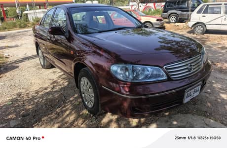 Nissan Sunny 2010