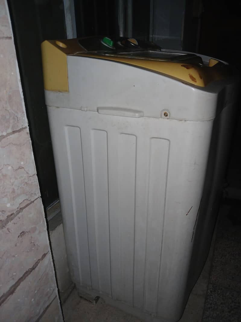 good machine. 7/10 condition  1