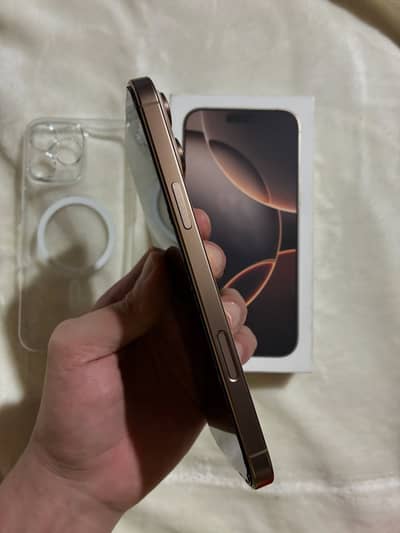 iPhone 16 Pro Max