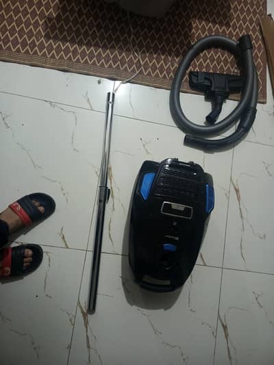 vacuum cleaner sale