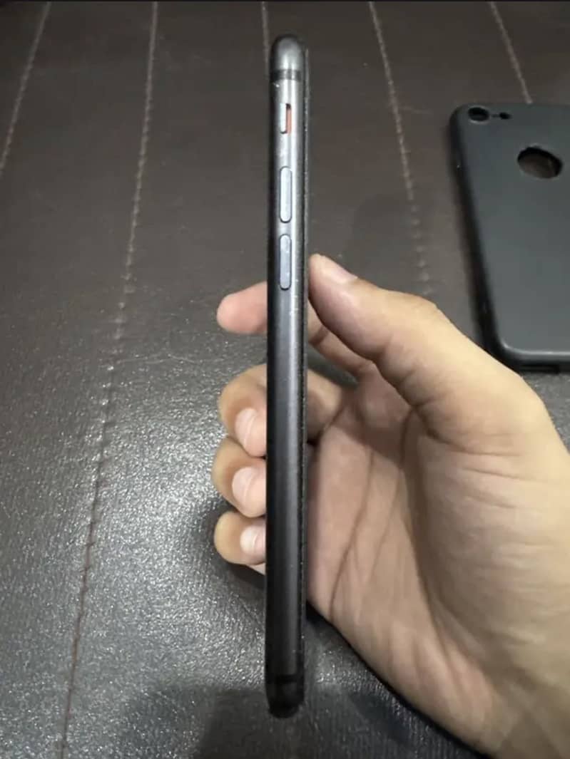 iPhone 8 2