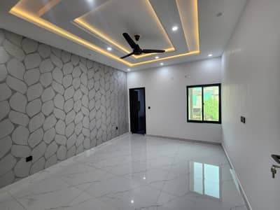 Corner Unit With Extra Light (Rs. 75,000/Month)