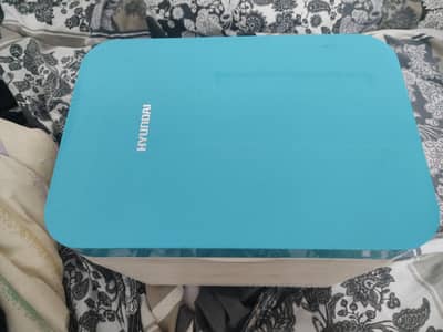 Hyundai car mini hot and Cold refrigerator