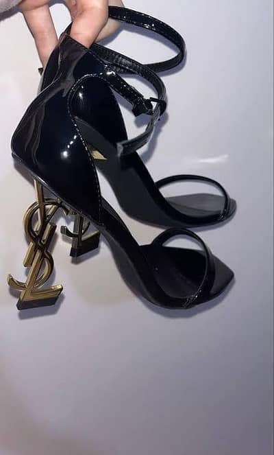 YSL heel