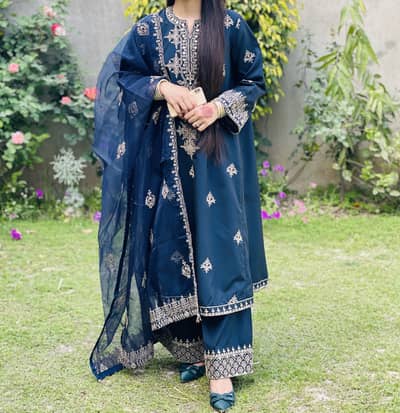 Sapphire - wore once - Medium