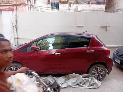 Toyota Vitz 2015