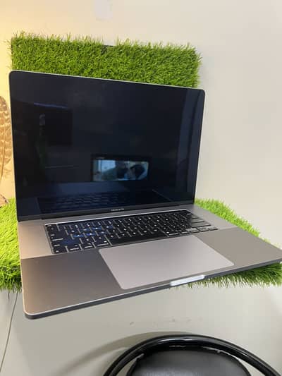 MacBook Pro 2019 16” A2141 Panel & Parts WhatsApp 03215984936