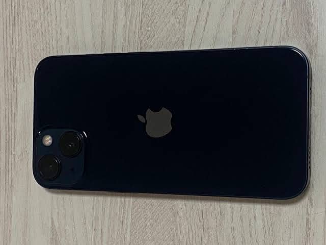Apple iPhone 13 2