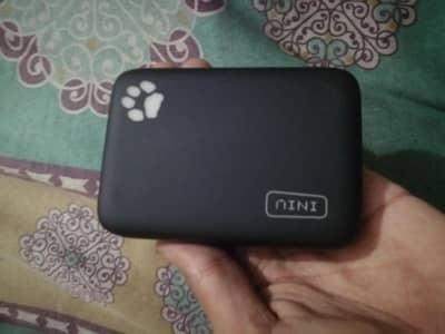 10000 mah wireless powerbank