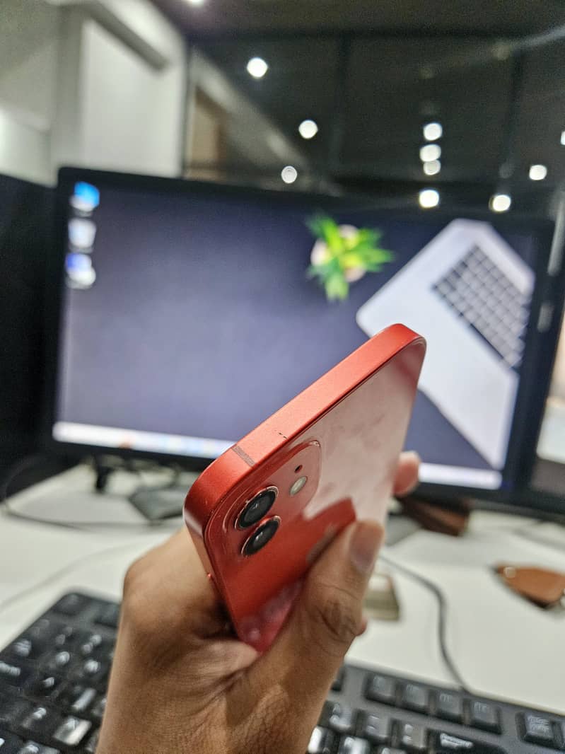 iPhone 12 5