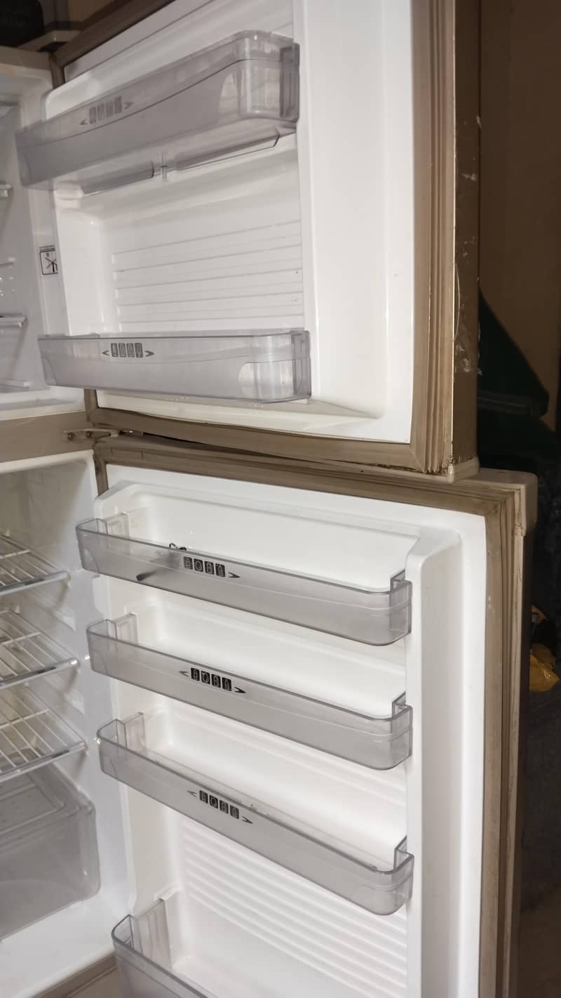 refrigerator 3