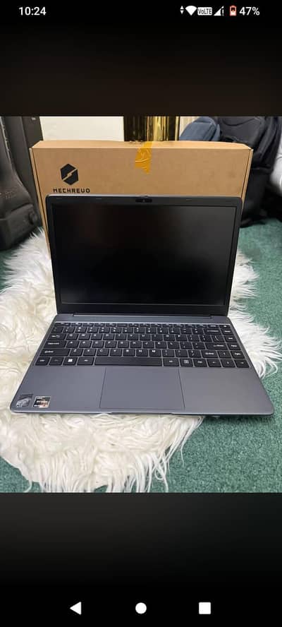 Brand new laptop |8gb ram 256gb ssd| p, m |10/10| clean piece