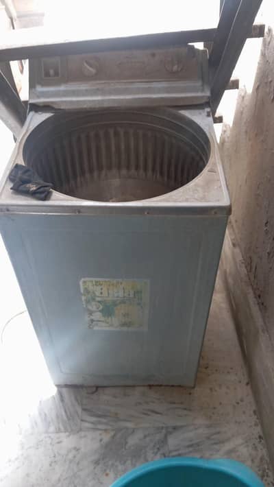 2 machines washer and dryer