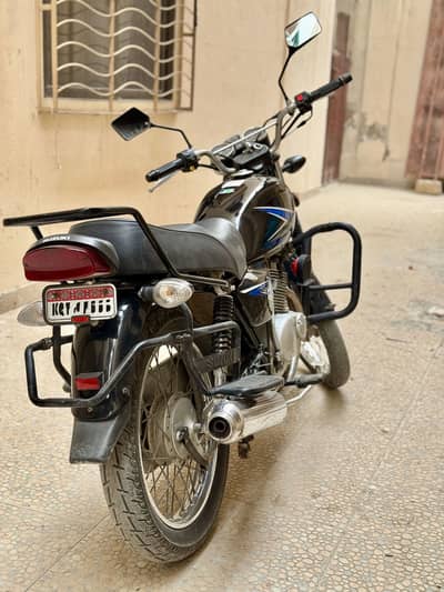 SUZUKI GS 150 2024