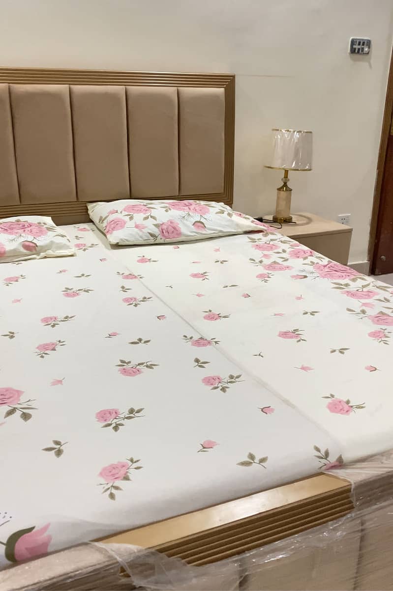 Bed 10/10 condition 2