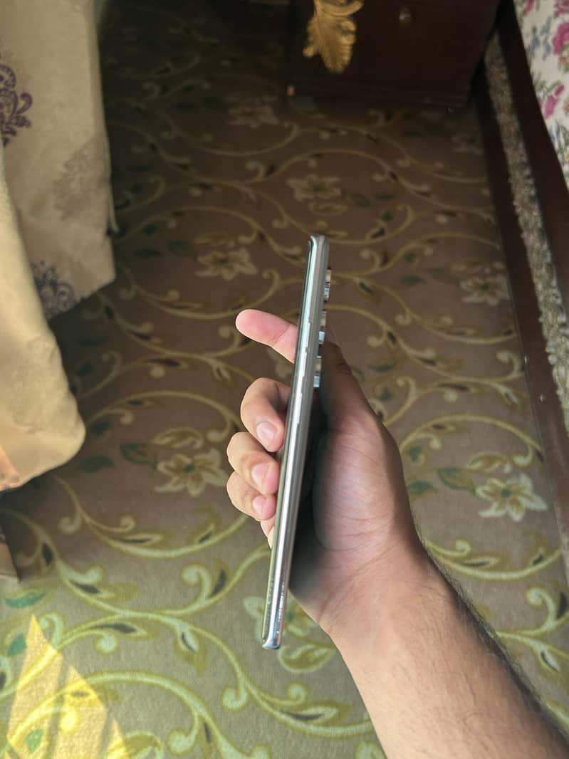 Tecno CAMON 40 Pro 2