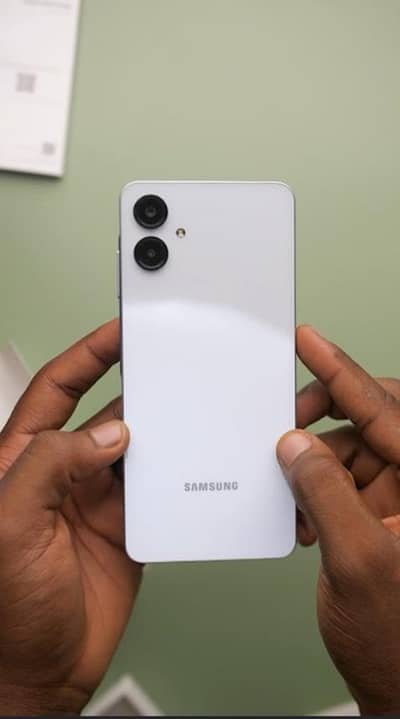 Samsung Mobile A06