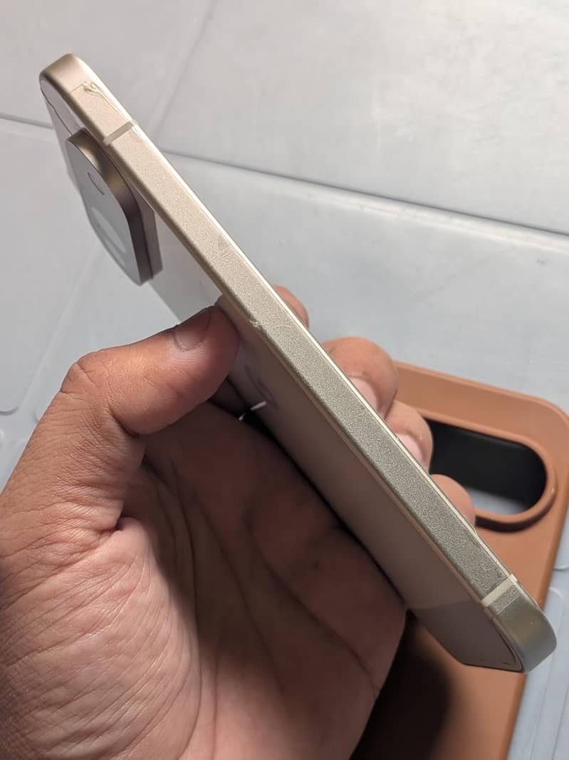 Google Pixel 9 3