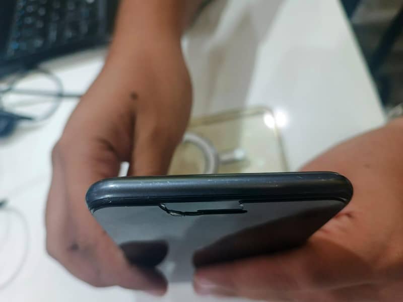 Apple iPhone 8 Plus 2