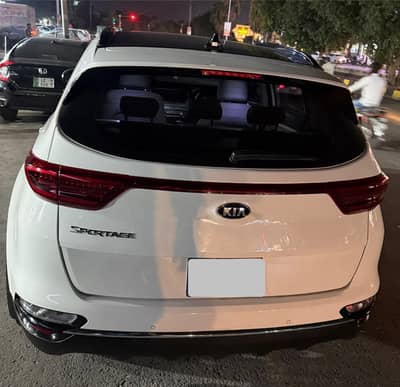 KIA Sportage 2022 Fwd total geniune