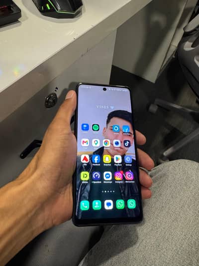 Infinix Hot 40 Pro
