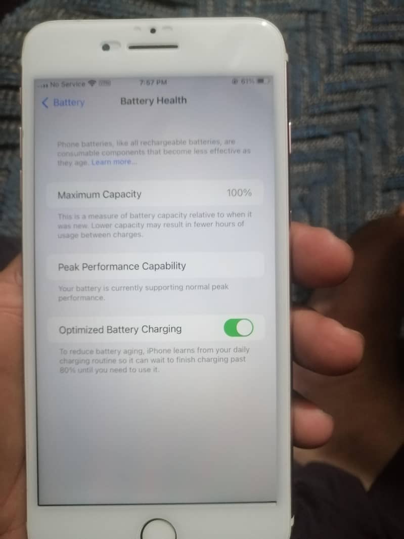 Apple iPhone 7 Plus 0
