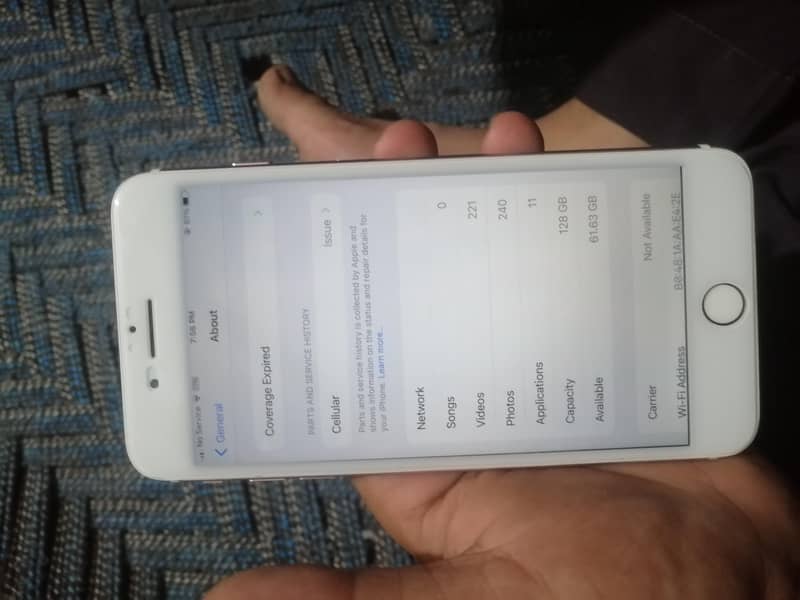 Apple iPhone 7 Plus 1