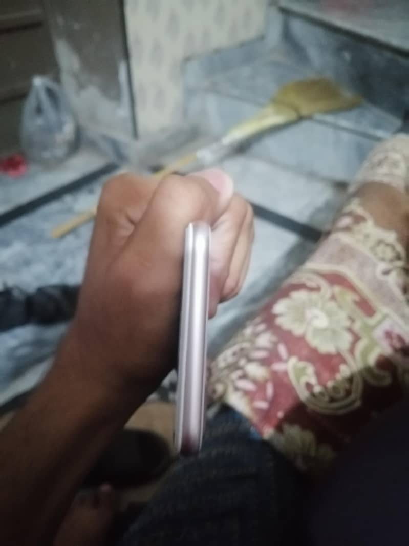 Apple iPhone 7 Plus 4