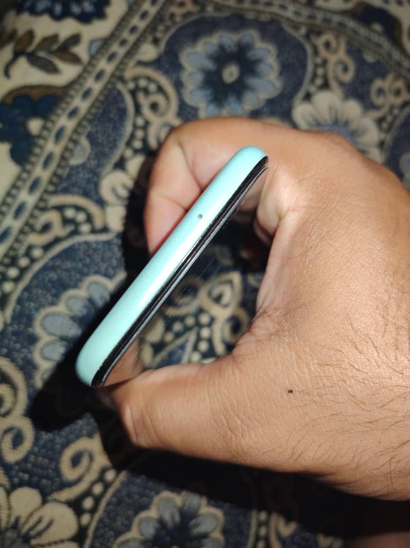 Google Pixel 5 4