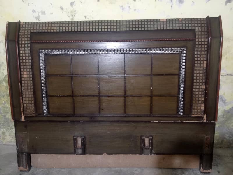 Double bed with side tables 1
