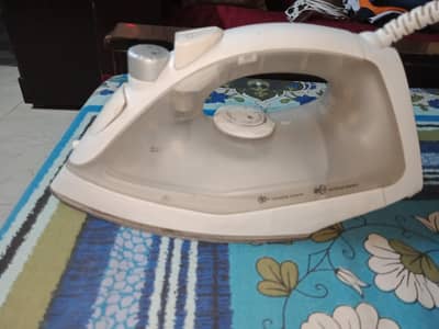 wilko steam iron