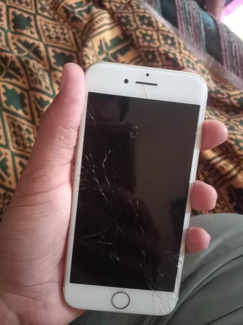 Apple iPhone 7 4