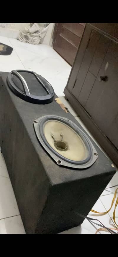 Car speakers