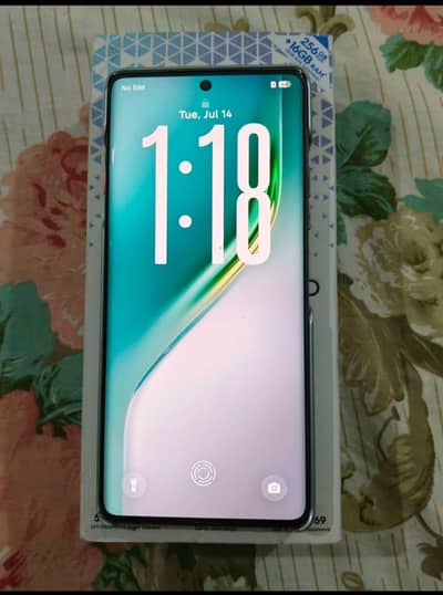 Tecno CAMON 40 Pro