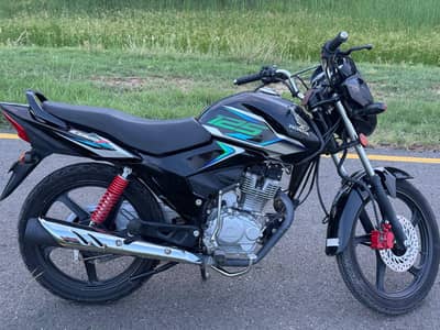Honda Cb125 f  Brand new