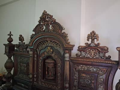 Shesham Full Bedroom Set