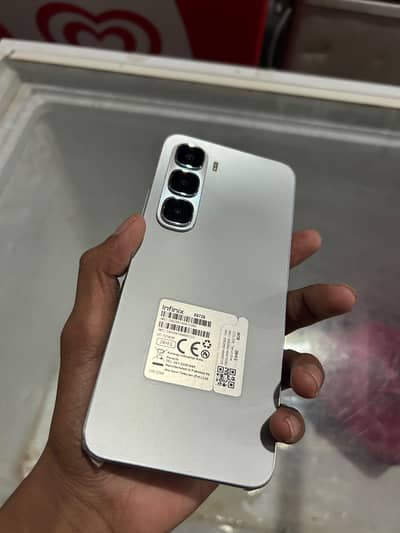 Infinix Hot 60i
