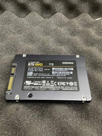 Samsung 1 TB 870 QVO SATA SSD