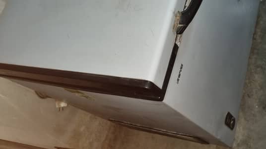 D freezer available for sale only 30k