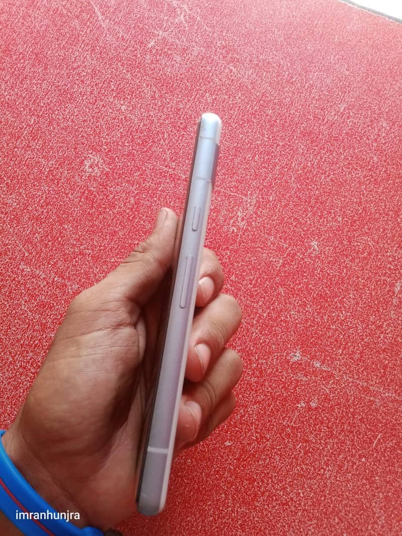 Google Pixel 7a 4