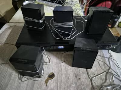 Samsung Home Theater HT-E300K New condition