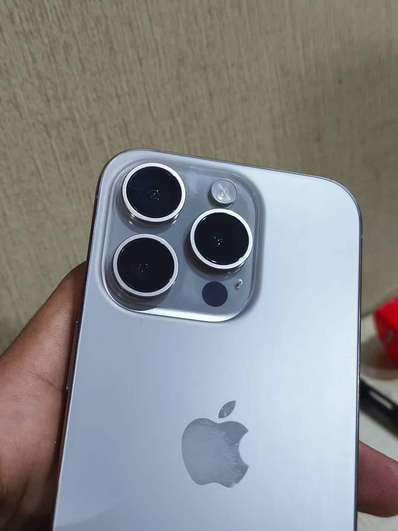 15 pro 0