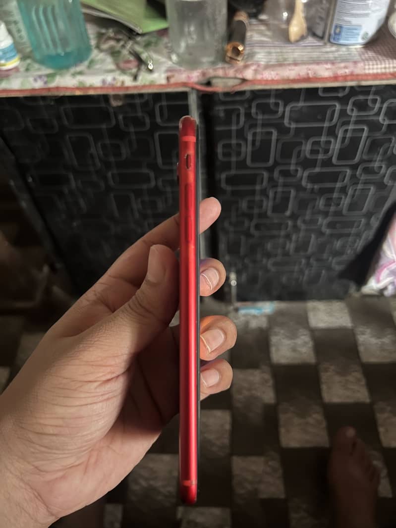 Apple iPhone 8 Plus 1