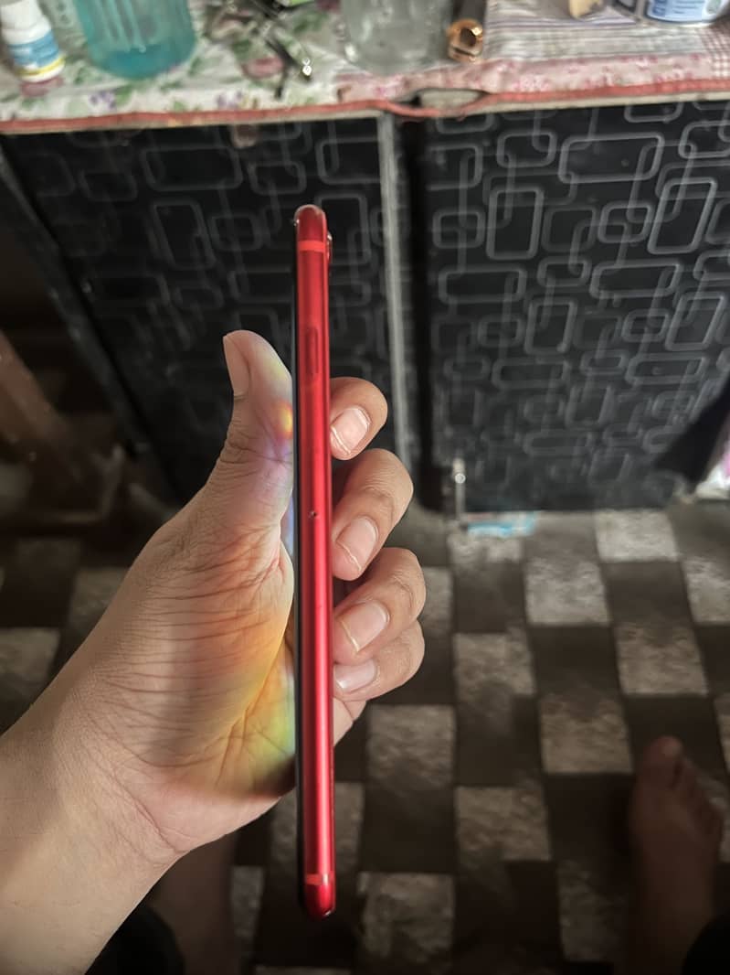 Apple iPhone 8 Plus 2